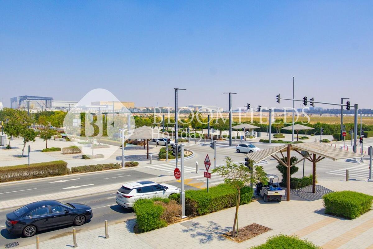 Apartment Bloomfields Deluxe 1br With Balcony Leonardo