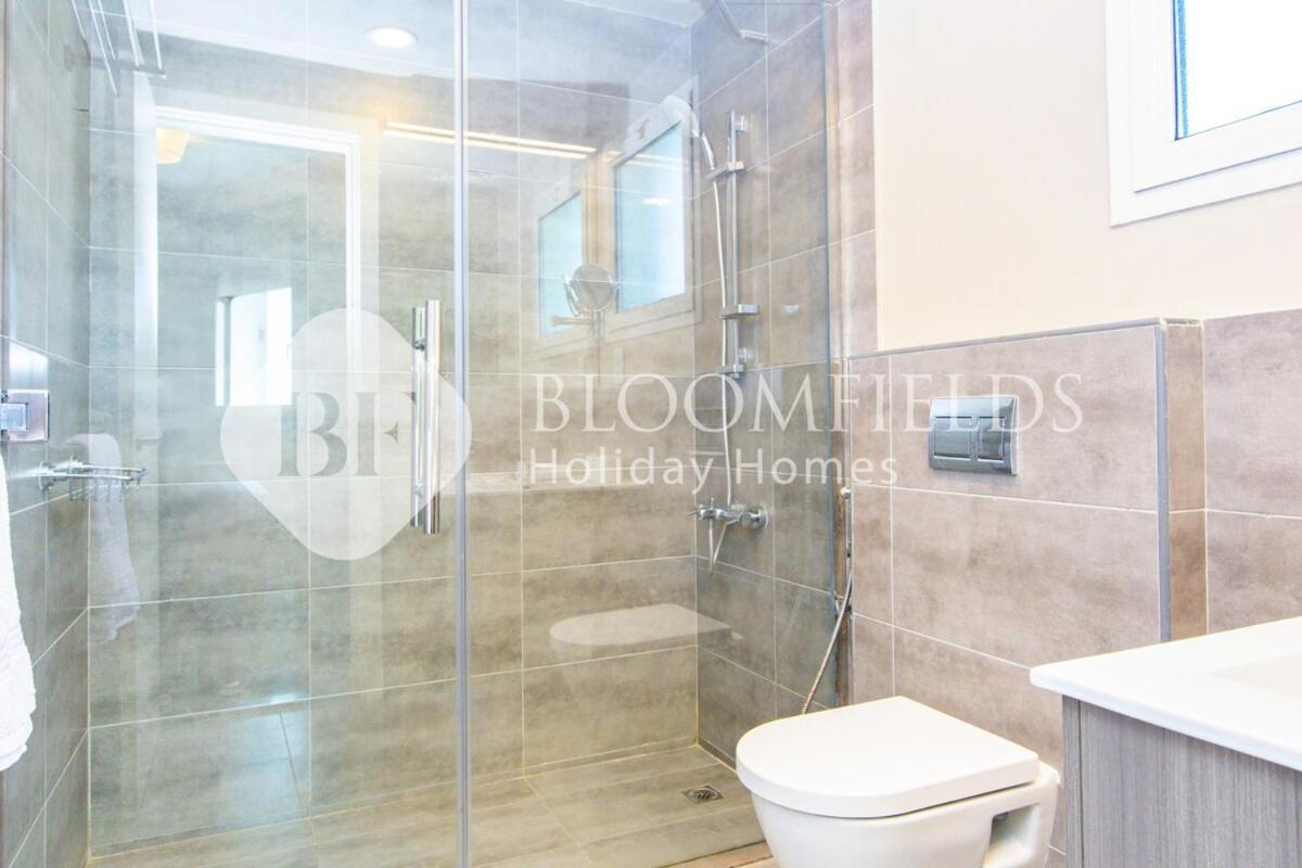 Bloomfields Deluxe 1br With Balcony Leonardo Apartment *